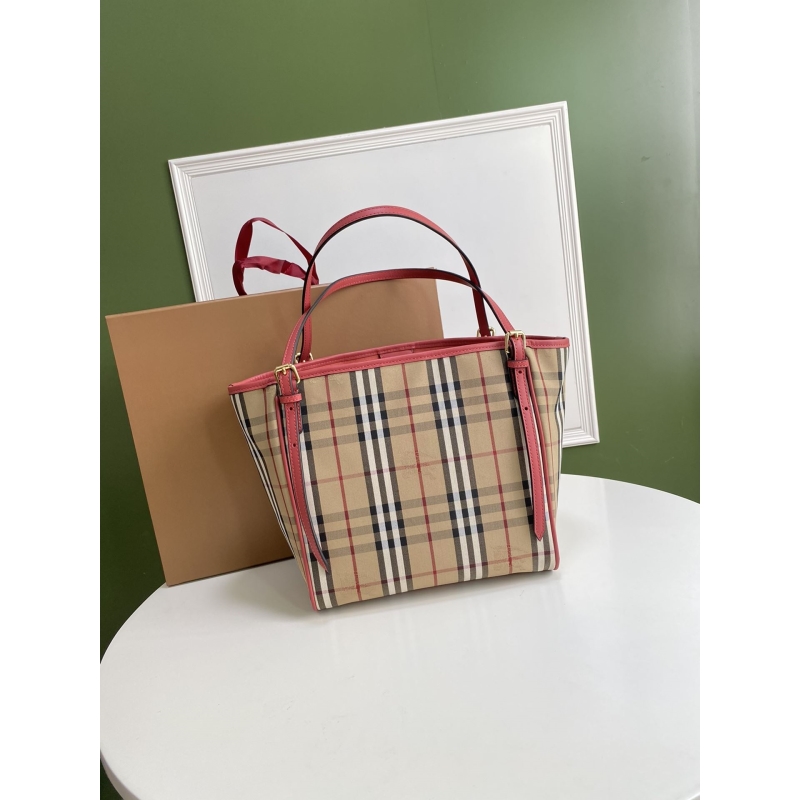 B**rry shopping bags